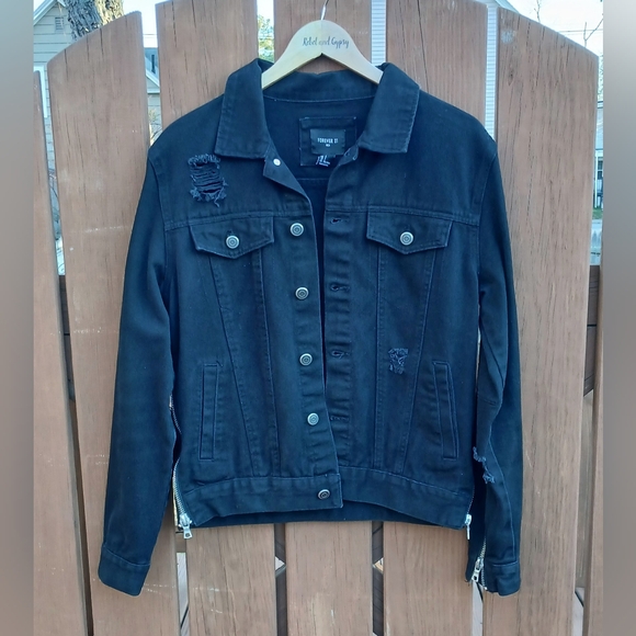 Mens Distressed Black Jean Jacket Hey Arnold Helga Character Graphic Back Size S - Picture 7 of 7